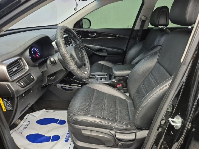 6081000557R11.jpg