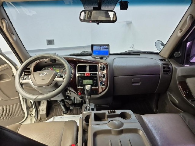 6101501546R6.jpg