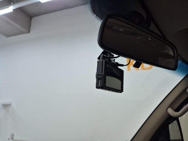 6101501111R14.jpg