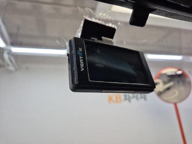 6101500913R13.jpg