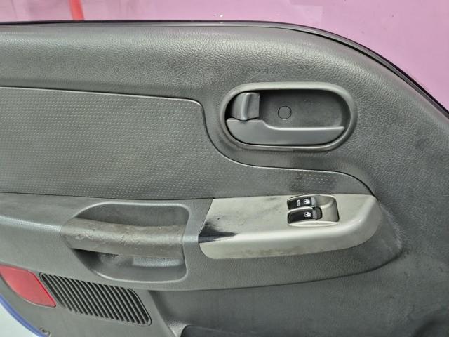 6051000838R13.jpg