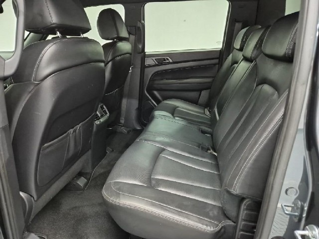 6101001724R12.jpg