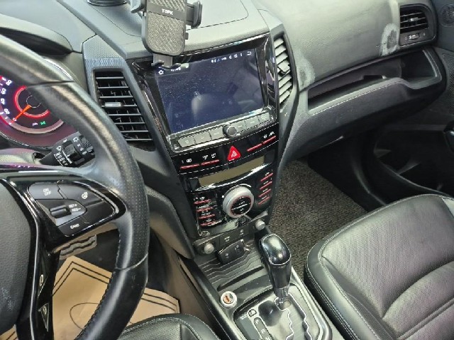 6101500939R10.jpg