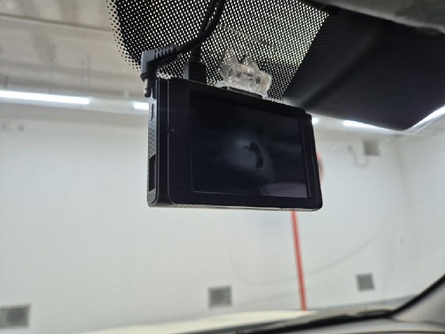 6101500939R15.jpg
