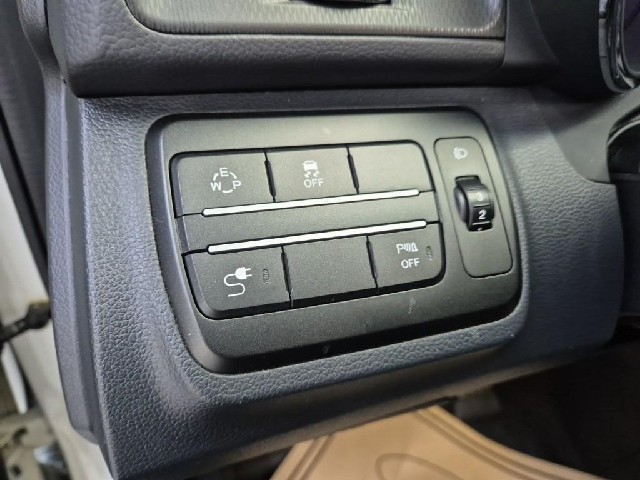 6101500939R17.jpg