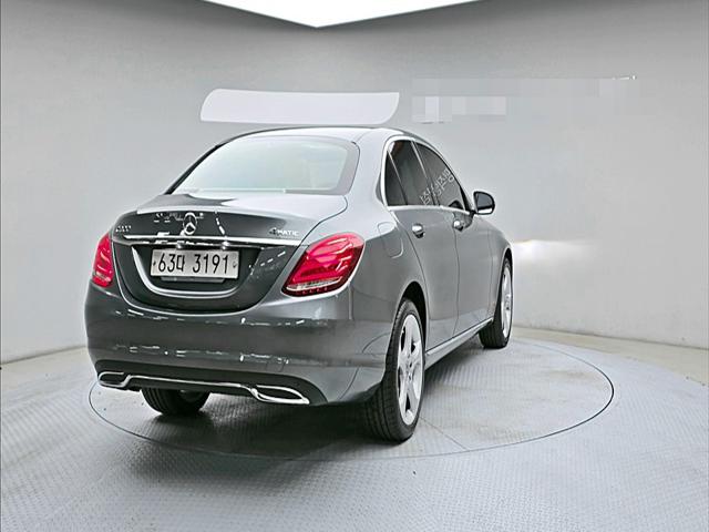 2451629514d53d936aab05cfcf7bf231.jpg