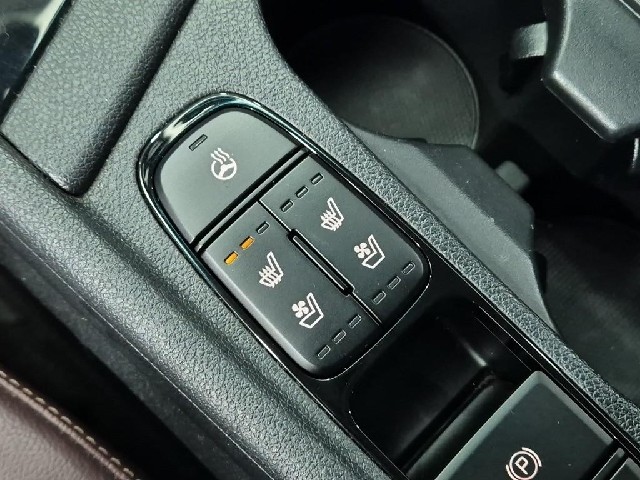 6101001699R18.jpg
