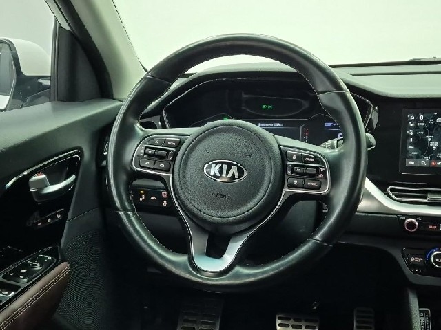 6101001699R9.jpg
