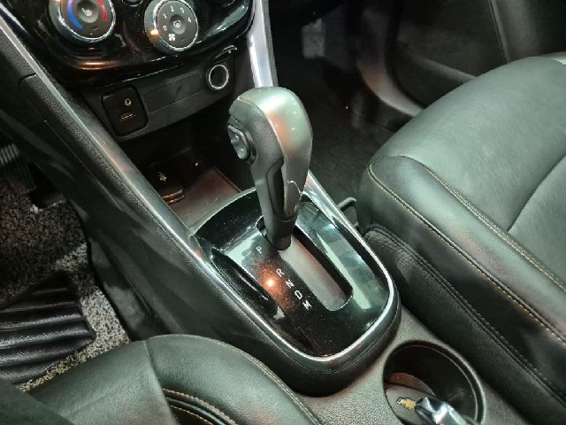 6101001562R8.jpg