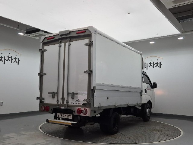 6101000475R3.jpg