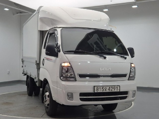 6101000475R4.jpg