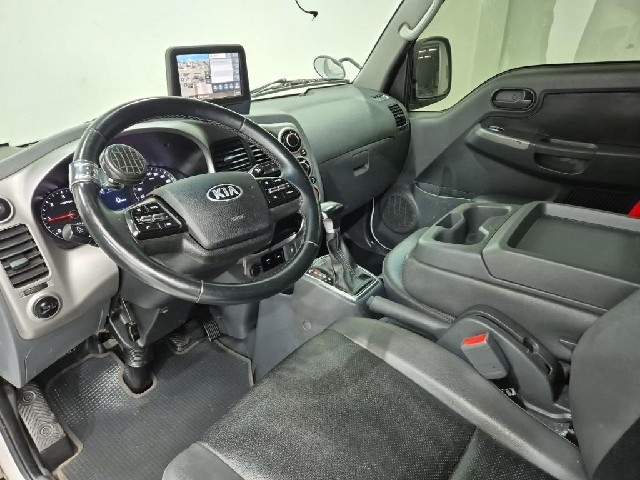 6081000350R6.jpg
