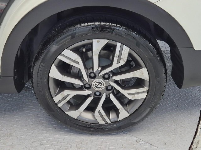 6101501591R20.jpg