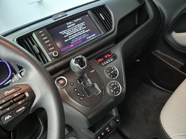 6101501721R10.jpg