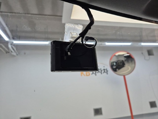 6101501582R15.jpg