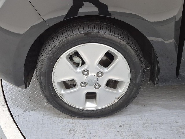 6101501582R19.jpg