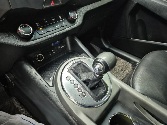 6101001372R8.jpg