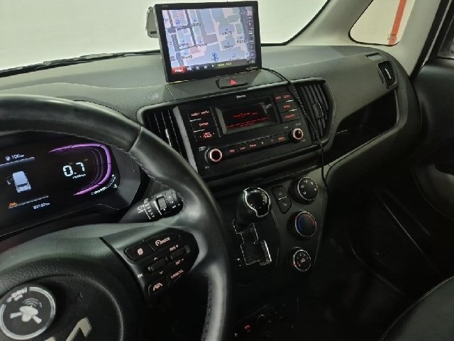 6101001331R10.jpg