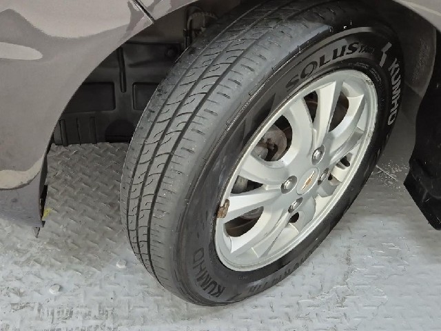 6101501065R18.jpg
