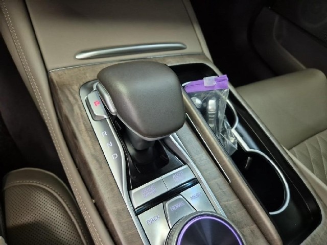 6101501670R8.jpg