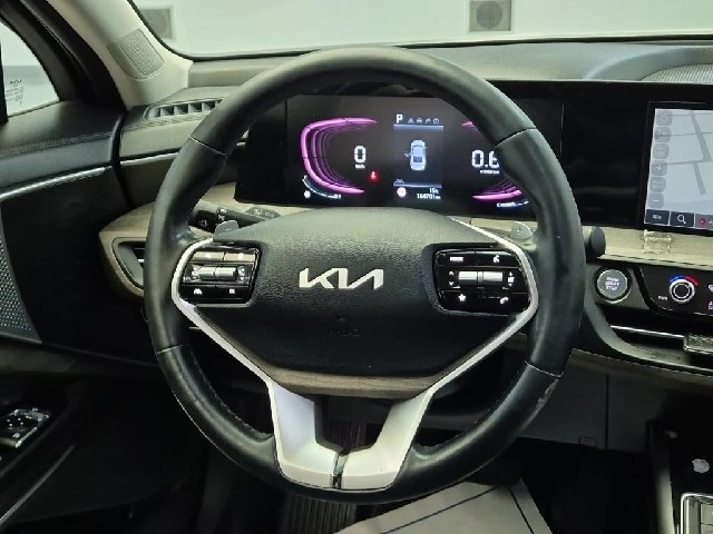 6101000573R9.jpg