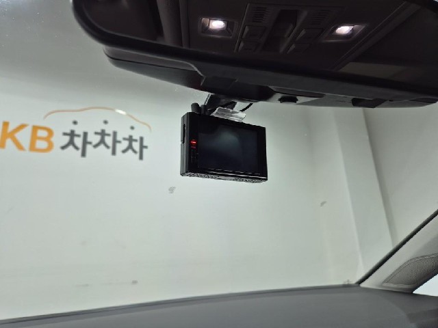 6101000510R15.jpg