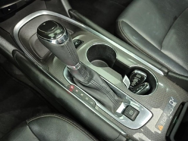 6101001677R8.jpg