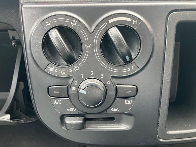 1030335A30260925W00104.jpg