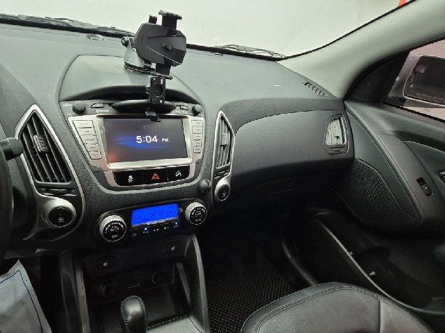 6081000045R10.jpg
