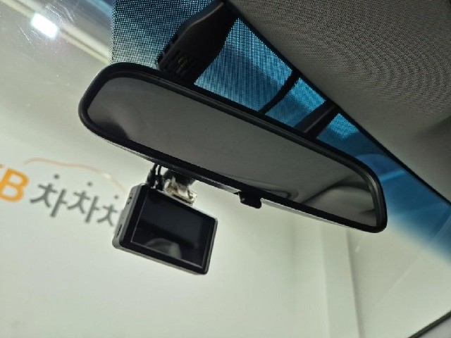 6081000032R15.jpg