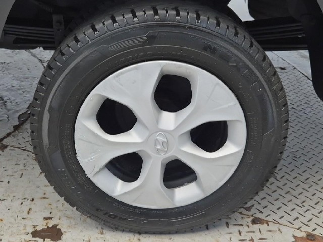 6081500233R17.jpg