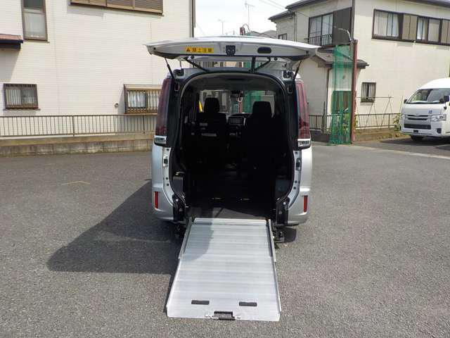 5fe47cf92009d462ff35bac9aaf2dda2.jpg