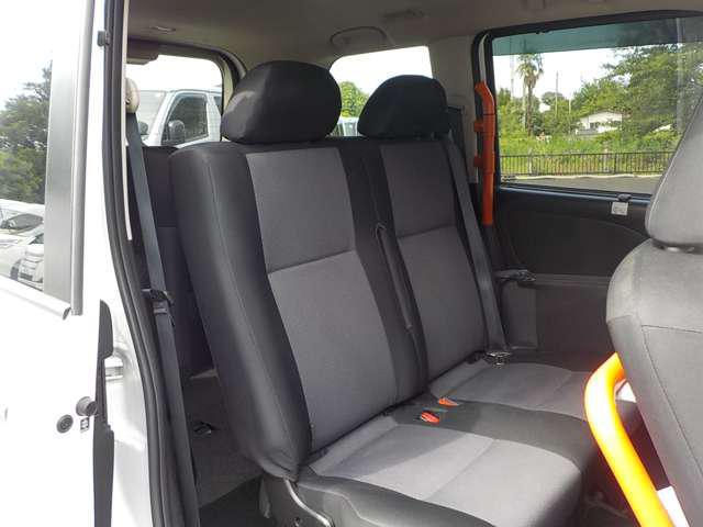 3fdfbbb9c7eaf1e5b6fa3bf42eaa676d.jpg