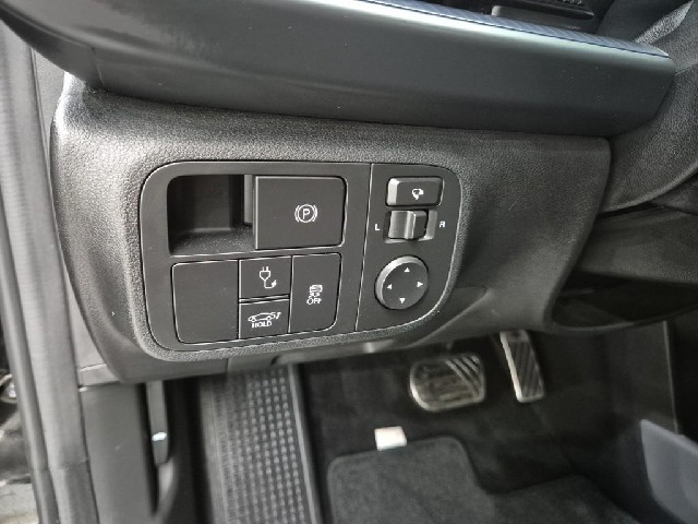 6071002082R18.jpg