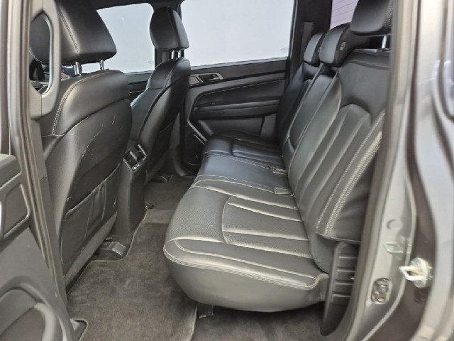 6071502199R12.jpg