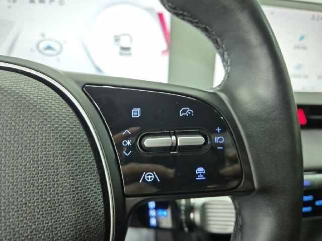6071001567R15.jpg