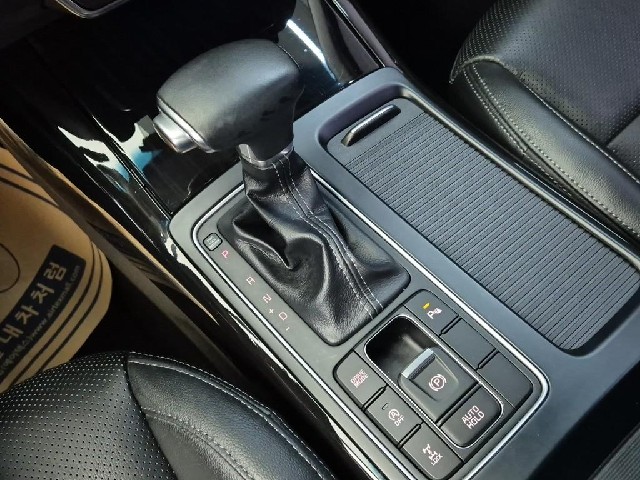 6081500798R8.jpg