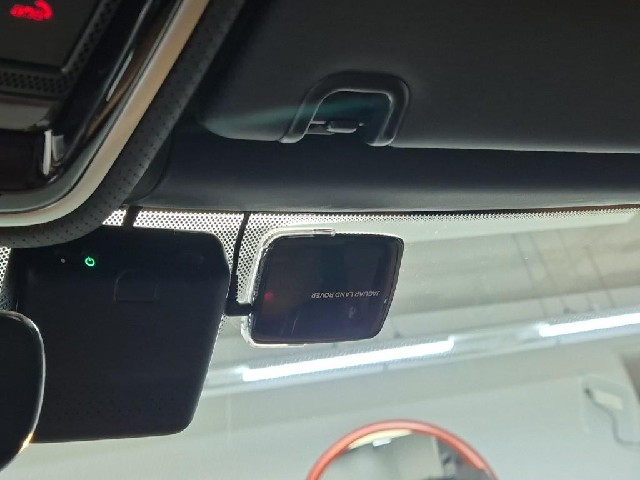 6081500736R18.jpg
