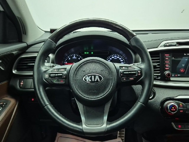 6081000863R9.jpg