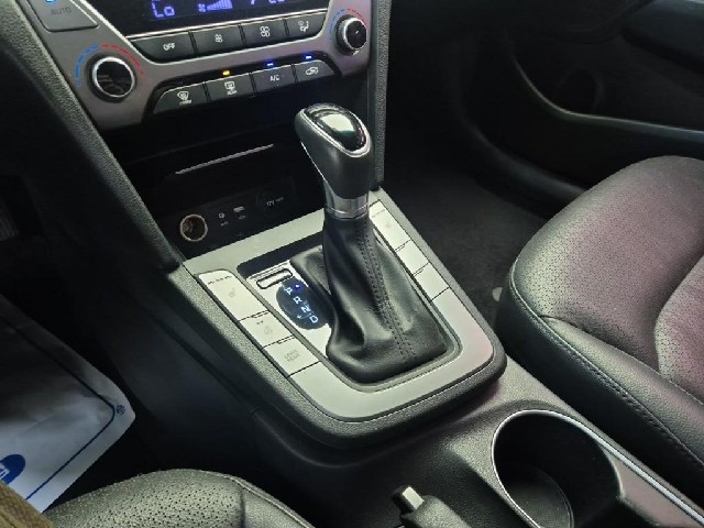 6071502221R8.jpg