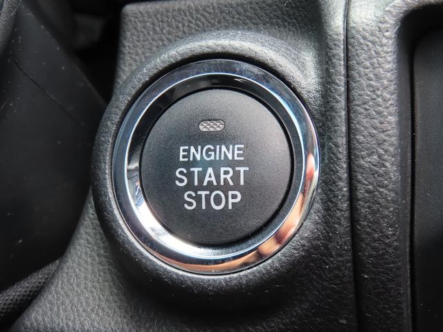 0541379A30260712W00306.jpg