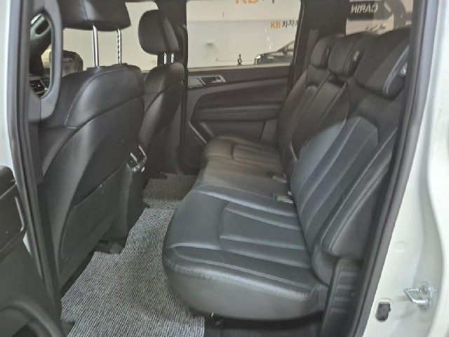 6081500755R12.jpg