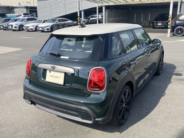 dd553e8609b2bc61040b3b3ae3e771e7.jpg