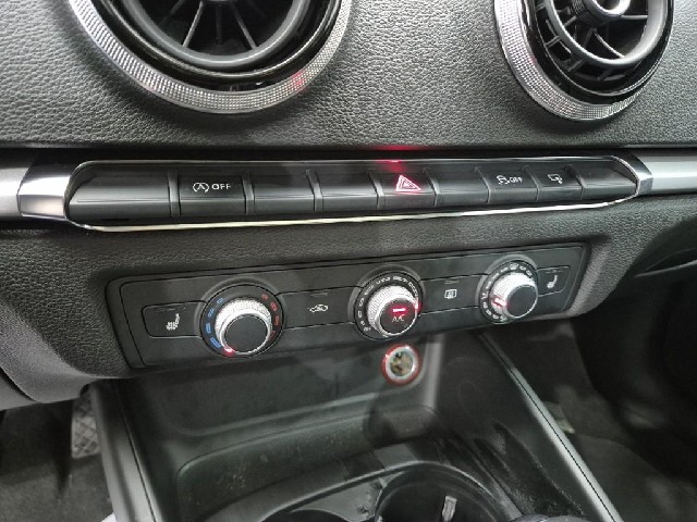 6081000630R19.jpg