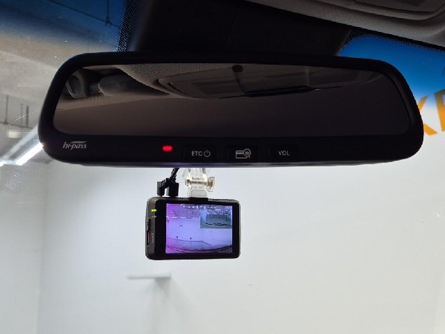6081500746R16.jpg