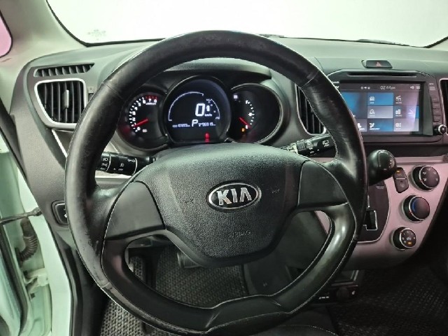 6081000811R9.jpg
