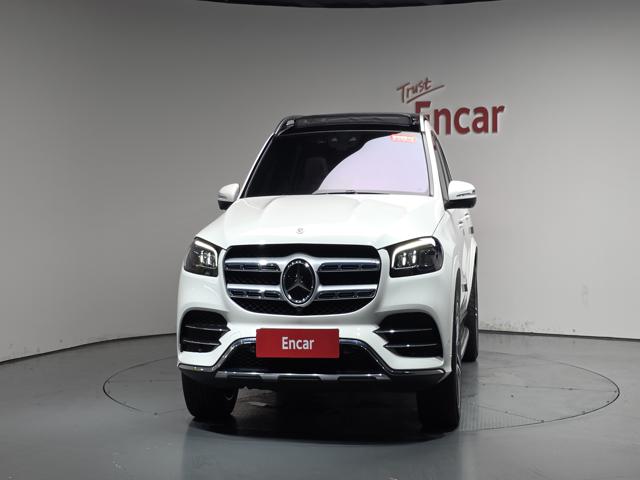 6081000811R1.jpg