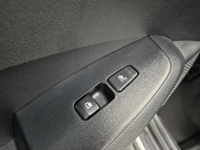 6071002230R19.jpg