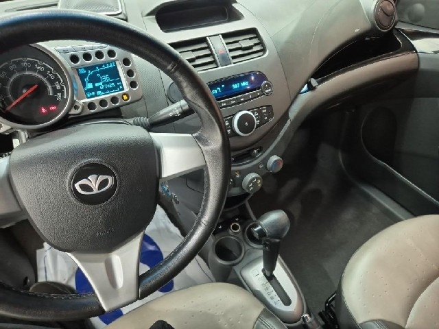 6081000985R10.jpg