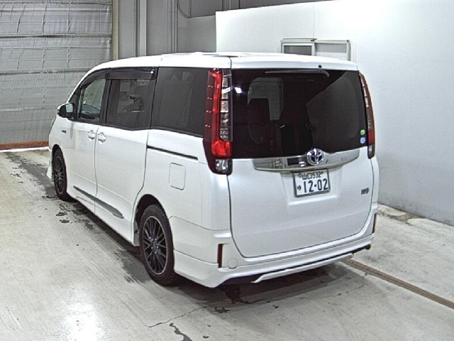 fddd253dcfe70e2bb1a3ec54fc4c6c3b.jpg
